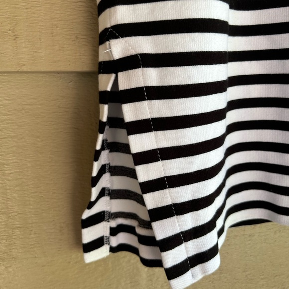 Banana Republic skirt side slits side zipper Sz 16. B & W stripes - Picture 2 of 5